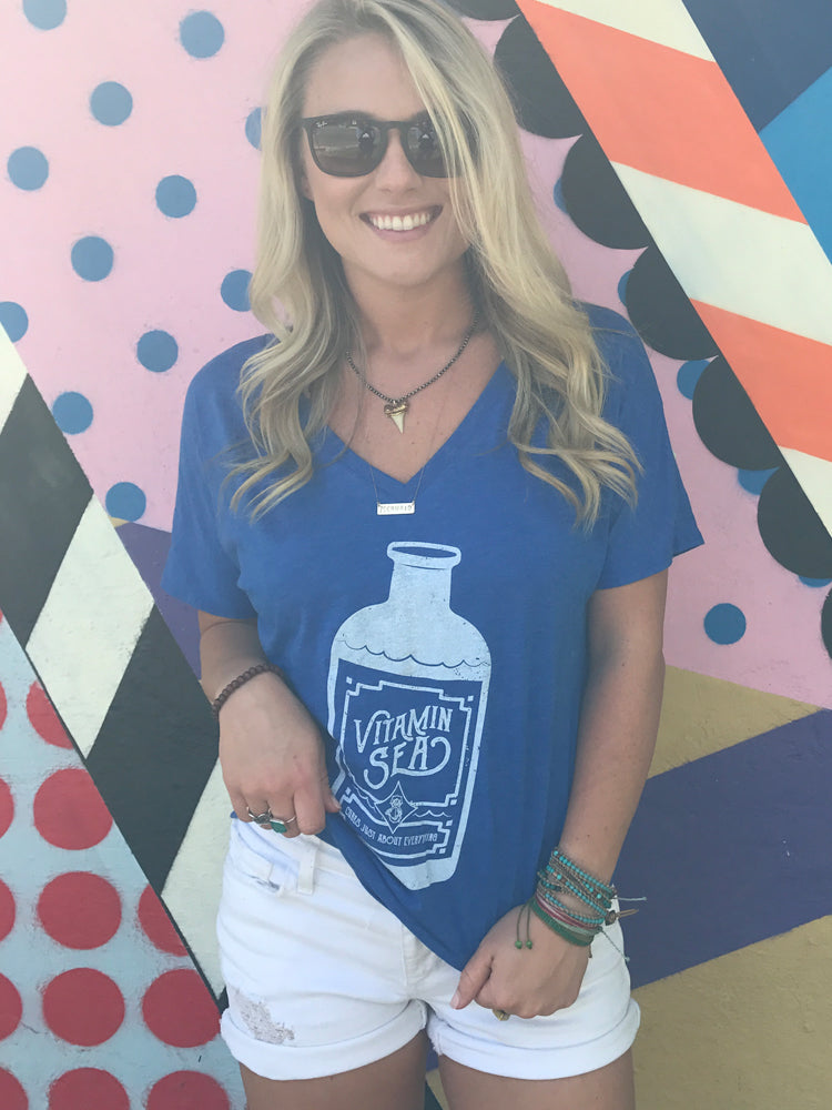 VITAMIN SEA FLOWY BLUE V-NECK T-SHIRT